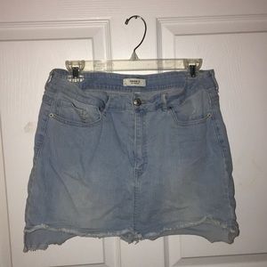 Jean mini skirt